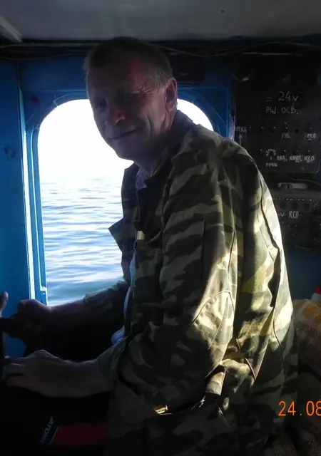 Я Геннадий, 65, знакомлюсь на одну ночь в Большом Камне