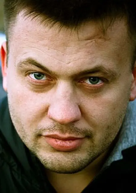 Дима из Салехарда, ищу на сайте знакомства на одну ночь