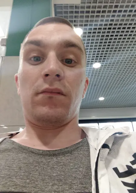 Семён из Новокузнецка, мне 27, познакомлюсь на одну ночь