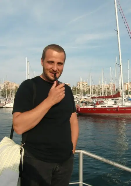 Я Андрей, 58, из Златоуста, ищу знакомства на одну ночь