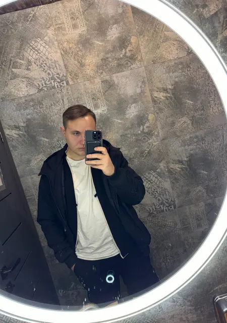 Я Антон, 24, из Сергиева Посада, ищу знакомство для приятного времяпровождения