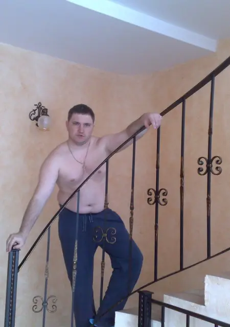 Игорь из Энгельса, мне 44, познакомлюсь без обязательств