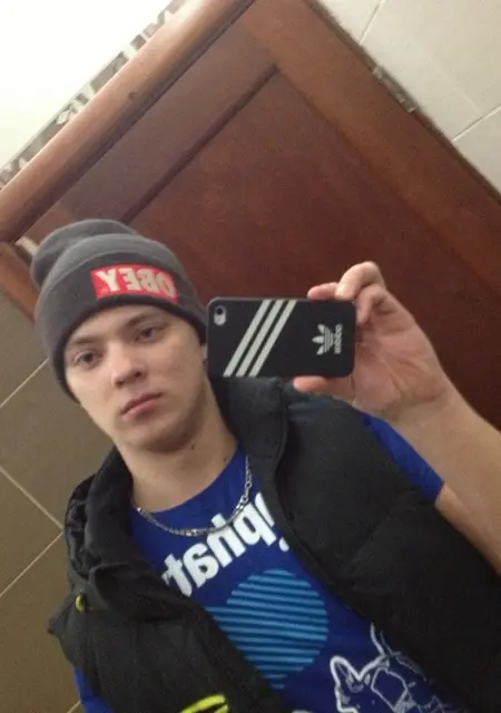 Макс Замесов из Вологды, ищу на сайте знакомства на одну ночь