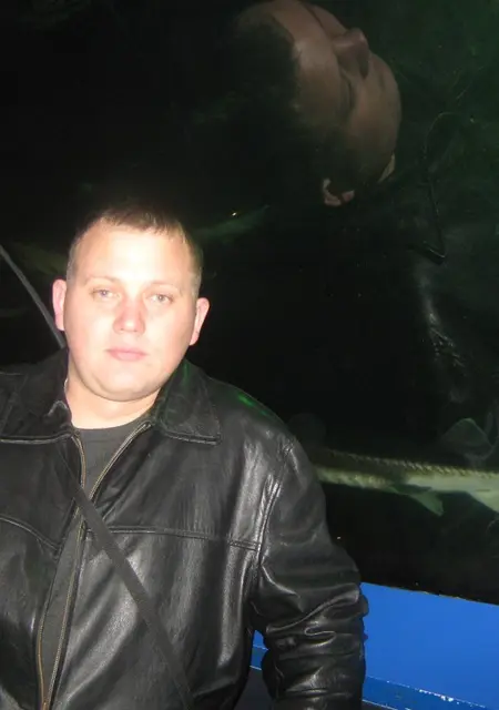 Я Виктор, 38, знакомлюсь на одну ночь в Анапе