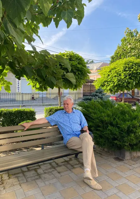 Виктор Зимин из Таганрога, мне 54, познакомлюсь для постоянных отношений