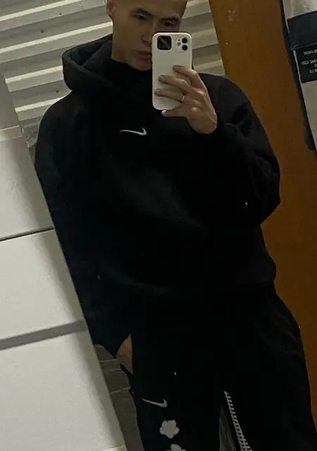 Максим из Улан-Удэ, мне 35, познакомлюсь на одну ночь