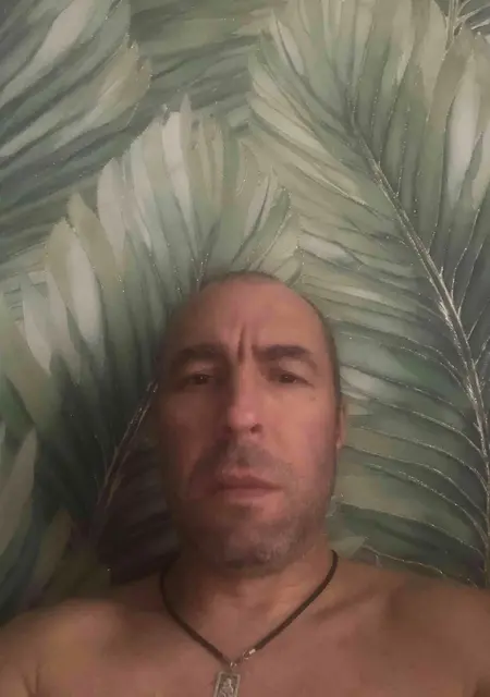 Я Сергей, 43, знакомлюсь без обязательств в Омске