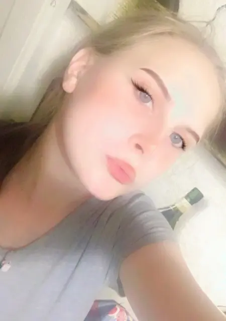Алина из Волгограда, мне 19, познакомлюсь для общения
