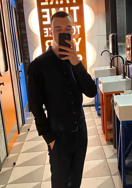 Я Данил, 23, из Донецка, ищу знакомство для общения