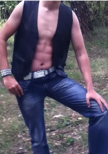 Витя из Калуги, ищу на сайте знакомства на одну ночь