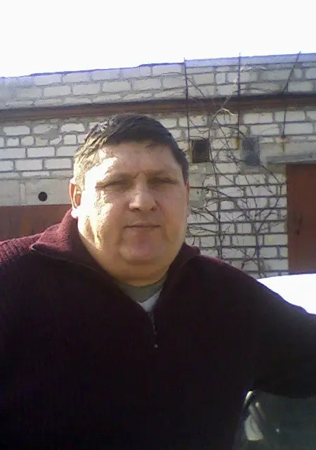 Я Владимир, 61, знакомлюсь на одну ночь в Харькове