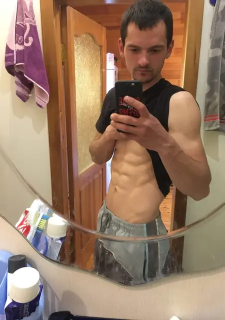 Я Марк, 27, знакомлюсь без обязательств в Новосибирске