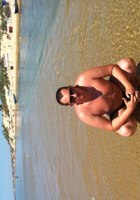 Antonio из Ставрополя, ищу на сайте знакомства на одну ночь