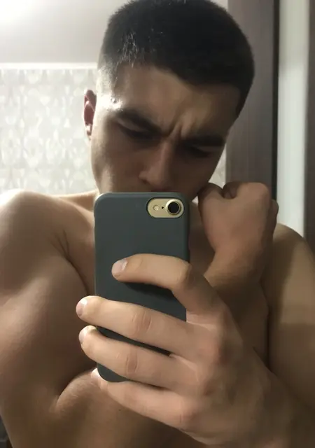 Егор из Йошкар-Олы, ищу на сайте знакомства на одну ночь