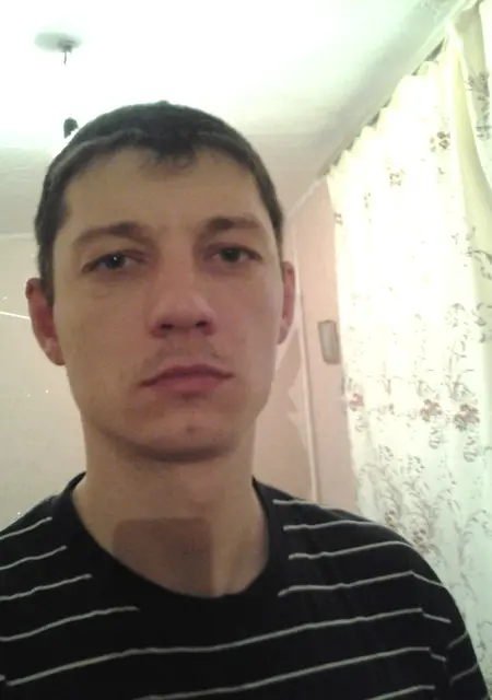 Я Алексей, 43, из Каменска-Уральского, ищу знакомства без обязательств