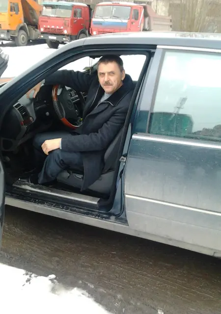 Я Oleg, 58, знакомлюсь без обязательств в Калининграде