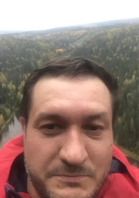 Sergei из Екатеринбурга, мне 43, познакомлюсь для общения