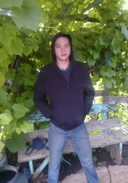 Алексей из Салавата, мне 40, познакомлюсь для вирта