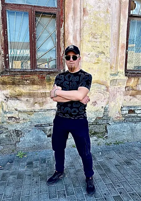 Я Вадим, 25, из Темрюка, ищу знакомство для постоянных отношений