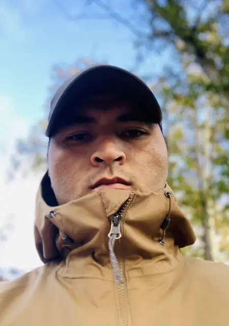 Я Tolik, 30, из Южно-Сахалинска, ищу знакомства без обязательств