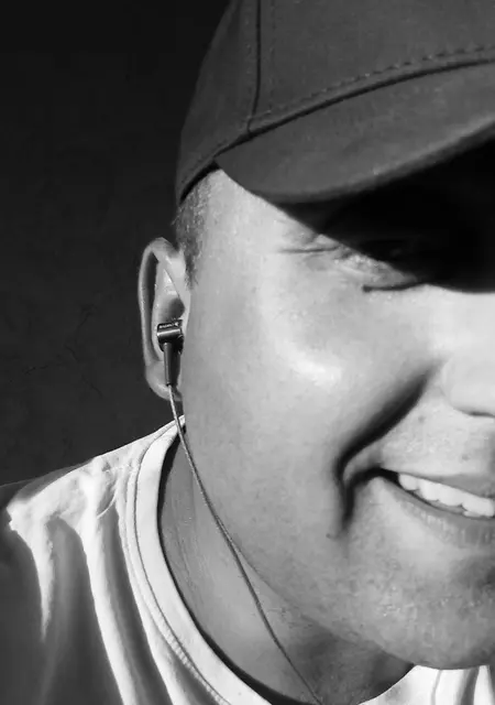 Арчи из Клинцов, мне 39, познакомлюсь для приятного времяпровождения