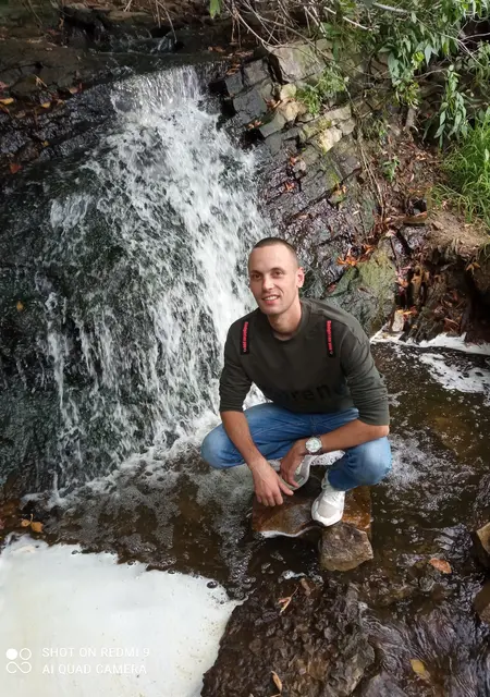 Саша з Донецька, шукаю на сайті спілкування