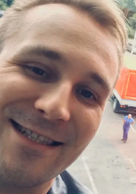 Я Василий, 28, знакомлюсь на одну ночь в Калининграде