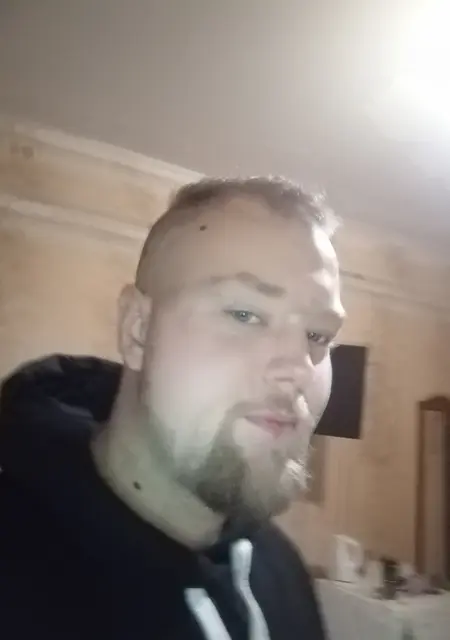 Я Поварницын Дмитрий, 23, знакомлюсь на одну ночь в Тамани