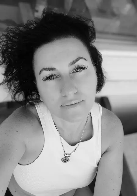 Я Кира, 46, знакомлюсь для совместных путешествий в Краснодаре