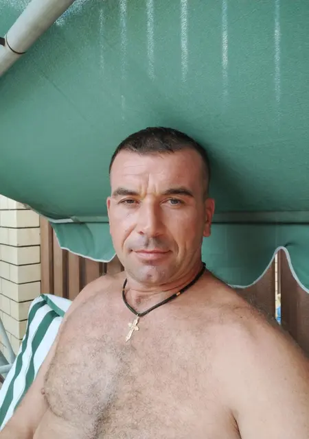 Владимир из Краснодара, мне 46, познакомлюсь для приятного времяпровождения