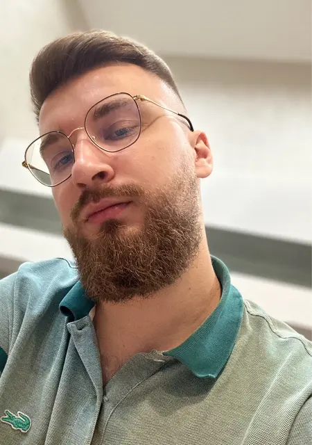 Артём из Нижнего Новгорода, мне 24, познакомлюсь для приятного времяпровождения