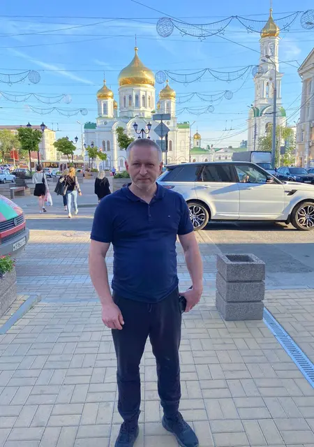 Константин из Мурманска, ищу на сайте знакомства без обязательств