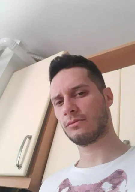 Я Riccardo, 27, знакомлюсь в Риме