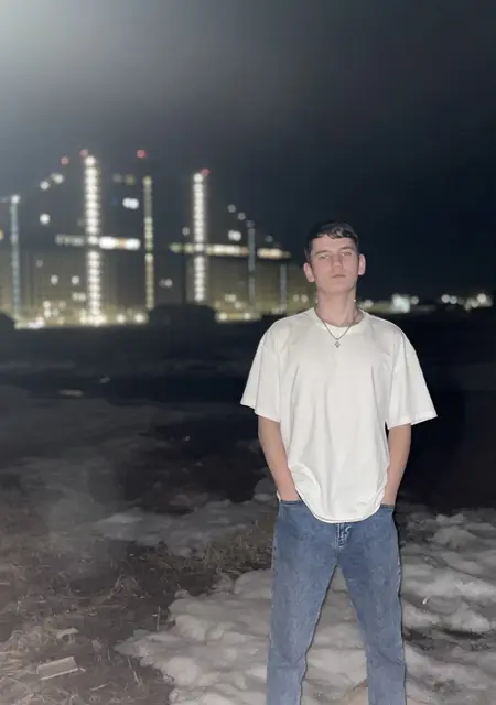 Данил из Менделеевска, ищу на сайте знакомства на одну ночь