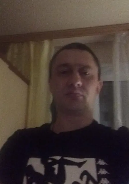 Денис из Череповца, мне 43, познакомлюсь без обязательств