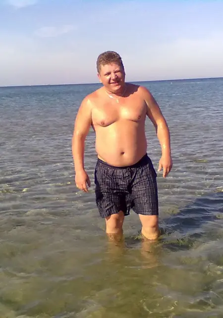 Сергей из Камбарки, ищу на сайте постоянные отношения