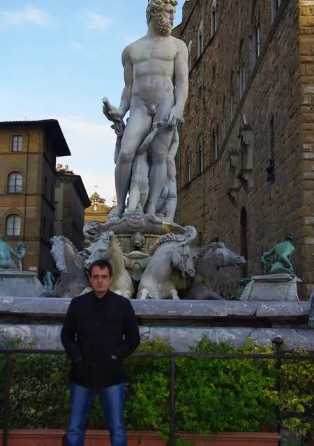 Александр из Афипского, ищу на сайте знакомства на одну ночь