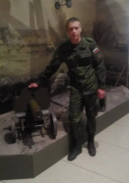 Я Евгений, 32, знакомлюсь для приятного времяпровождения в Суровикине