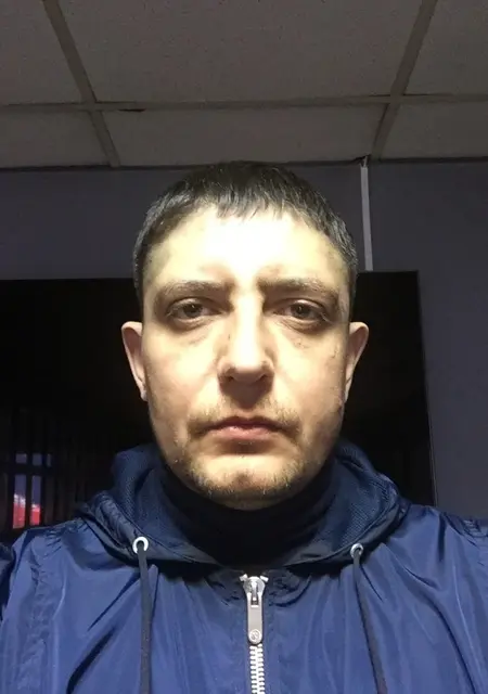 Vladislav из Кемерово, ищу на сайте знакомства на одну ночь