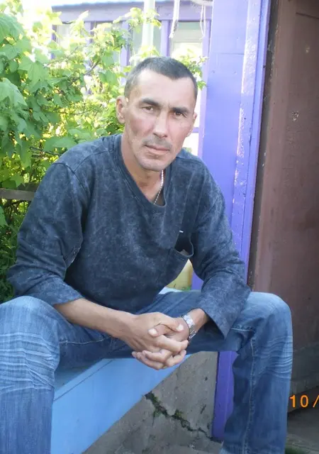 Я Александр, 45, знакомлюсь для приятного времяпровождения в Охе