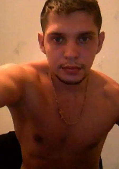 Виталий из Новороссийска, ищу на сайте знакомства на одну ночь