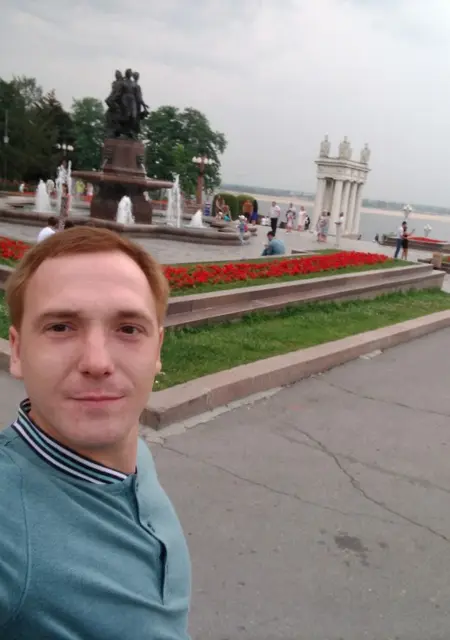 Я Станислав, 36, знакомлюсь на одну ночь в Нефтеюганске