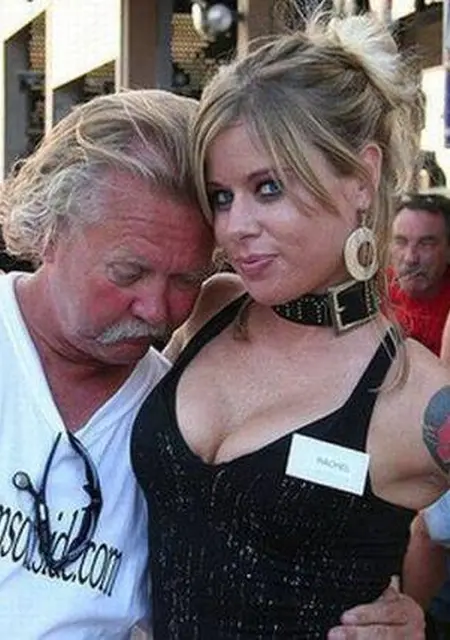 Evgeniy из Екатеринбурга, мне 60, познакомлюсь на одну ночь