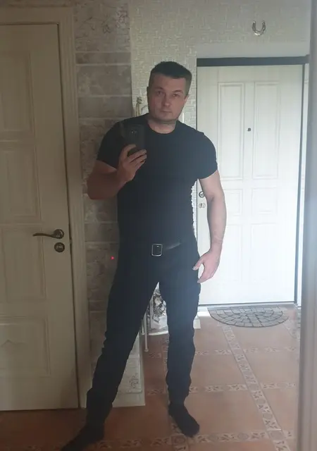 Я Денис, 45, знакомлюсь без обязательств в Пятигорске