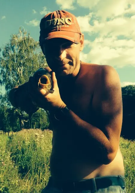 Я Владимир, 44, из Воскресенска, ищу знакомства без обязательств