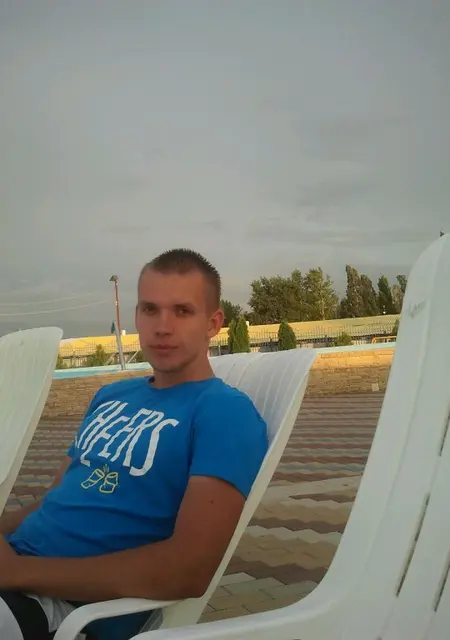 Александр из Белой Калитвы, мне 32, познакомлюсь для приятного времяпровождения