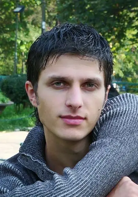 Александр из Старого Оскола, мне 41, познакомлюсь на одну ночь