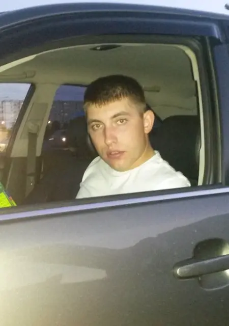 Я Дмитрий, 42, знакомлюсь без обязательств в Добрянке