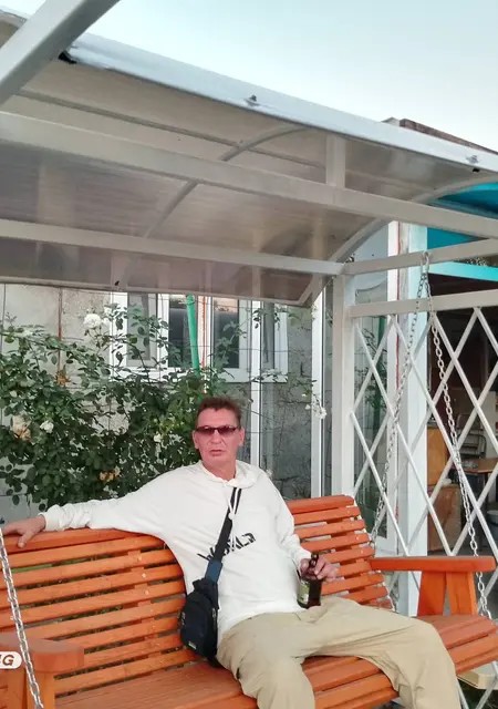 Анд из Невинномысска, мне 45, познакомлюсь без обязательств