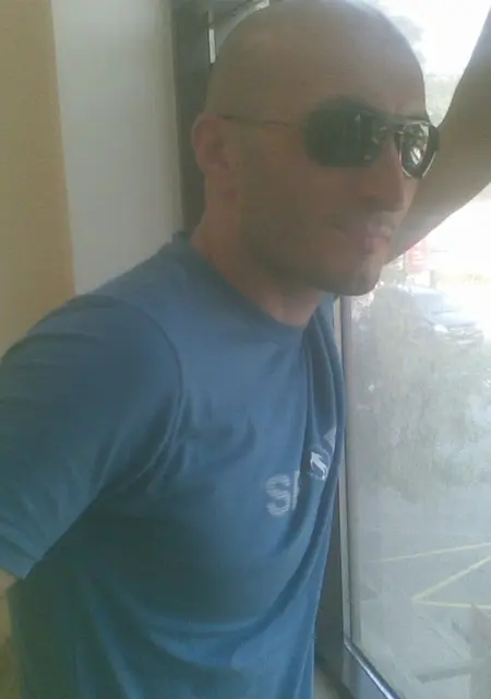 Я Grek, 46, из Махачкалы, ищу знакомства на одну ночь